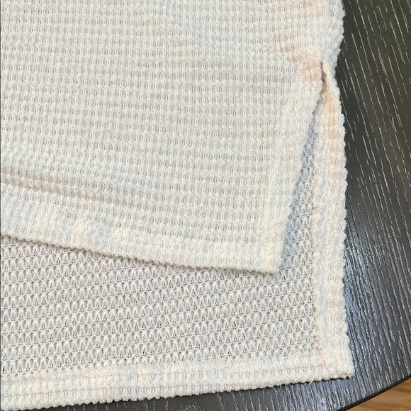 Women’s Zenana Waffle White Knit Sweater Top V-Neck Dolman Sleeve High-Low Hem - Picture 6 of 9